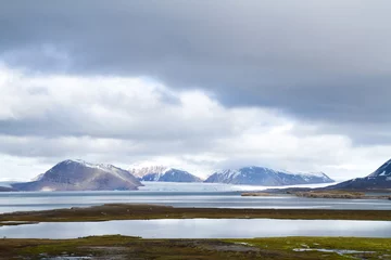 Papier Peint photo Lavable Cercle polaire ny alesung dans l& 39 île du svalbard près du pôle nord