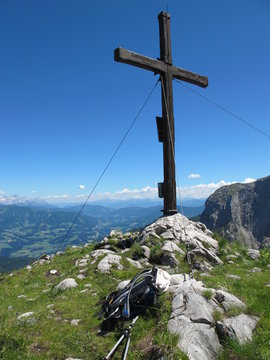 Aplen Bilder – Durchsuchen 346 Archivfotos, Vektorgrafiken und Videos ...
