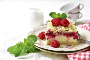 Cake with cottage cheese,raspberry and streusel.