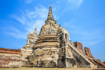 Fototapeta na wymiar Pagoda and Stupa temple in ancient city