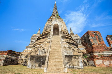 Fototapeta premium Pagoda and Stupa temple in ancient city