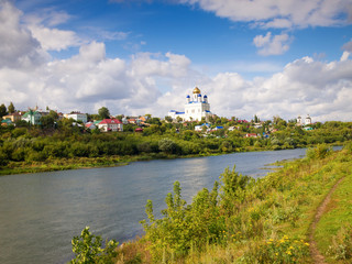 Fototapeta na wymiar View of the city Yelets and the river Bystraya Sosna.