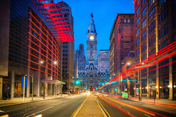 Fototapeta na wymiar Philadelphia's historic City Hall at night
