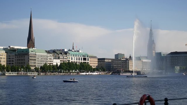 Hamburg Stadtpanorama mit Binnenalster und Fontaine