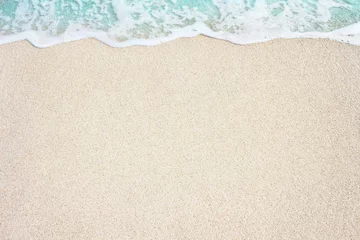 Papier Peint photo Eau Vague douce de l& 39 océan sur la plage de sable, arrière-plan.