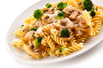 Fusilli pasta with champignons and sauce 