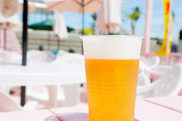 海の家の生ビール