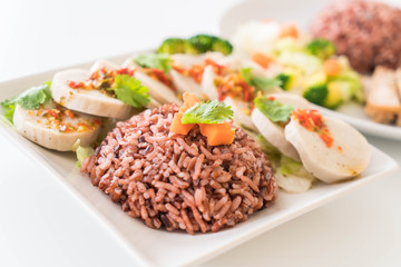 preserved pork sausage and spicy sauce with berry rice