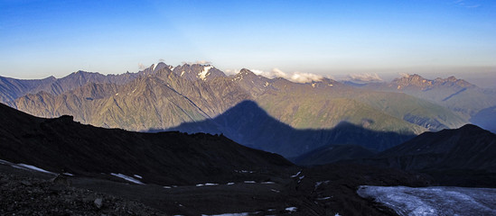 Obraz premium view to Kasbek, the holy mountain in the Caucasus