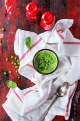 Pea cream soup