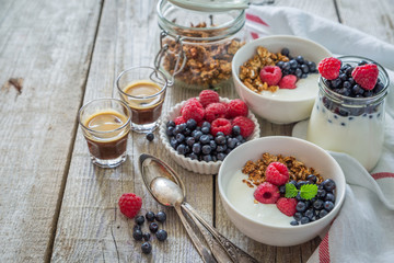 Breakfast - yogurt with berries and granola
