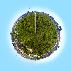 Naklejka premium Panorama über Berlin von der Siegessäule aus als Little Planet