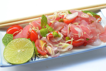 Spicy Tuna Salad with herbs
