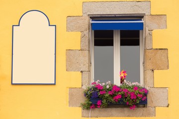 Fototapeta na wymiar Traditional Brittany window