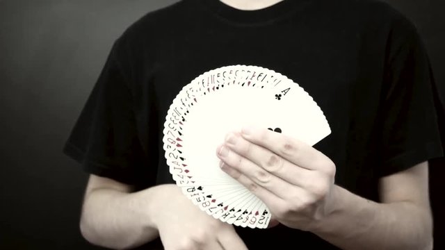 ventaglio con le carte da gioco