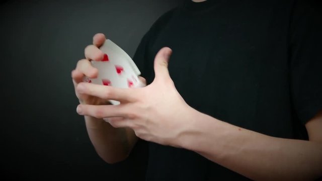 fisarmonica con le carte da gioco