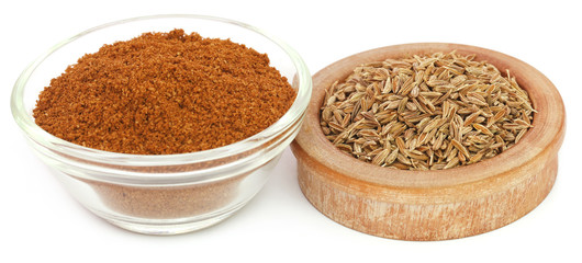 Crushed cumin with whole ones