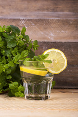 classic lemonade with fresh mint