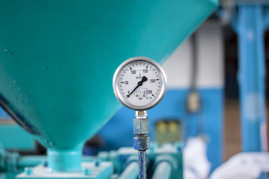 cloack face on molding machine