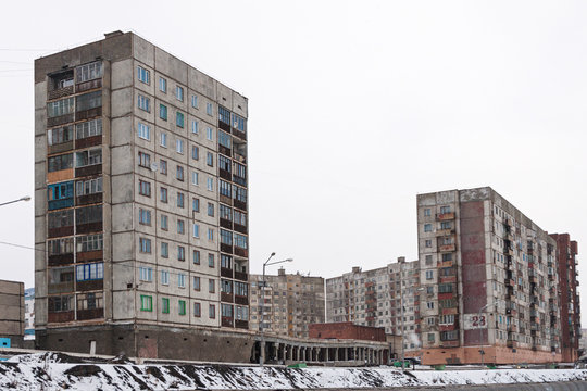 Multi-storey residential building in Norilsk.