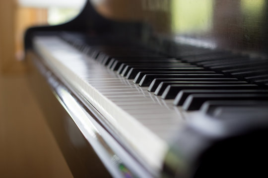 Close Up of Piano Keyboard With a Narrow Field of Focus