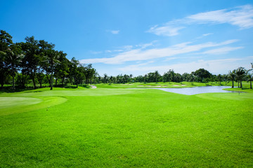 Land Scape Wide green lawns, golf courses.