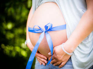 Der Junge in Mama´s Bauch