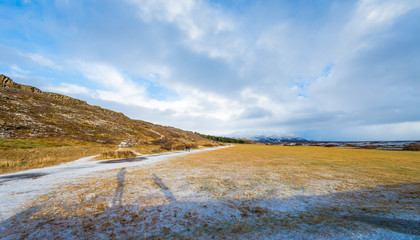 Snow covered mountains in Iceland in the winter, thingvellir National Park.