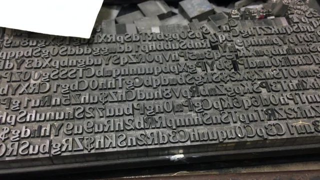 Vintage lead type
