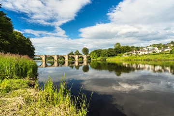 Fototapeta na wymiar River Dee and Bridge of Dee Aberdeen Scotland