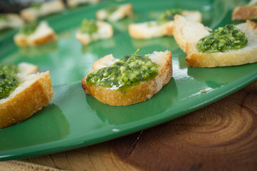 Canape Pesto Bread