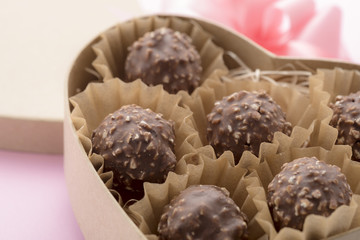 ギフトボックスにはいったチョコレート