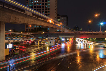 Fototapeta na wymiar Blur light of traffic in the city