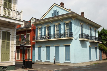 Fototapeta na wymiar New Orleans French Quarter Street Scene