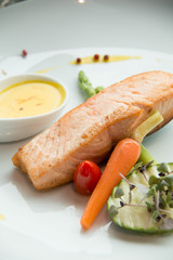  grilled salmon steak