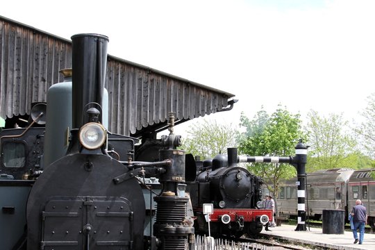 gare et train &agrave; vapeur touristique de Martel dans le Lot