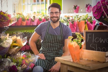 Male florist at his flower shop © WavebreakMediaMicro