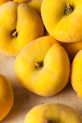 Raw Organic Yellow Pie Peaches