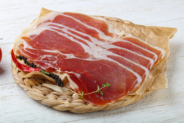 Jamon serrano