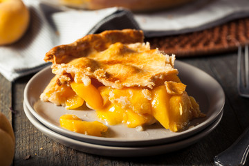 Homemade Warm Peach Pie © Brent Hofacker