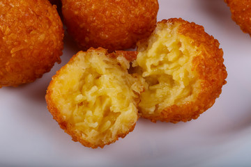 Cheese balls