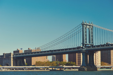 Fototapeta na wymiar Manhattan Bridge and skyline in New York