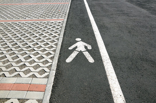 signal pedestrian street in a parking lot