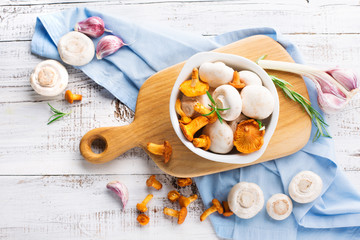 Fresh mushrooms © Iuliia Metkalova