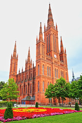 Fototapeta na wymiar Wiesbaden, die Marktkirche (Juli 2016)