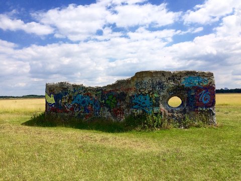 Bunker / Mauer auf der Panzerwiese in M&uuml;nchen (Bayern)