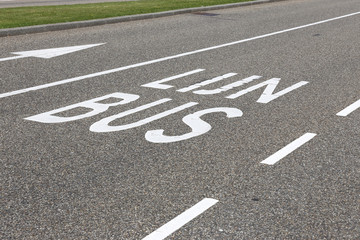 Busspur in den Niederlanden