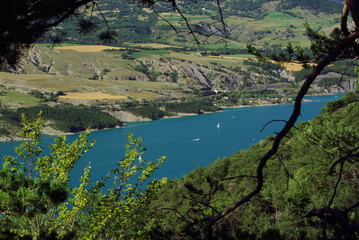 Lac de Serre Poncon