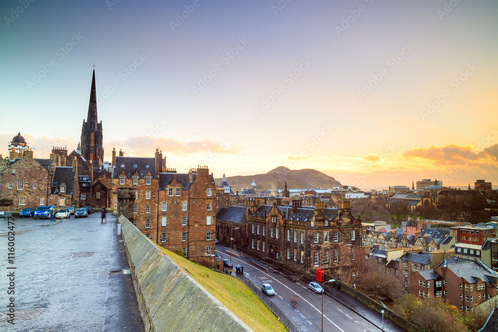 Wall mural Old town Edinburgh