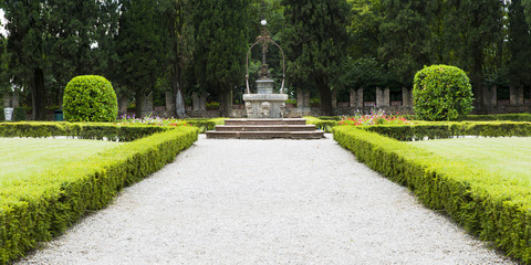 ancient well in the garden of the castle of Conegliano
